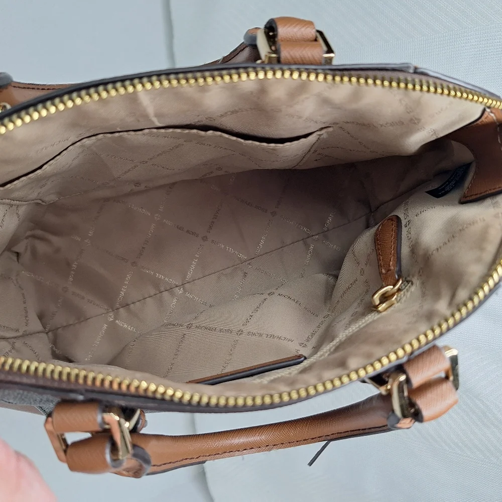 Michael Kors Ciara Womens Tan & Brown Signature Monogram Logo Satchel Bag Medium